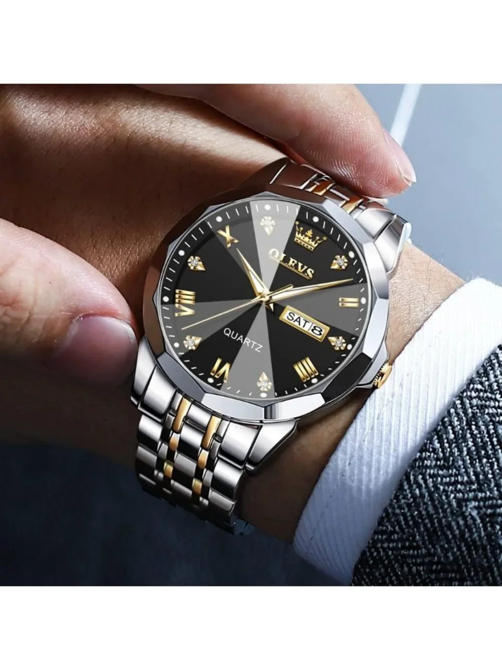 Men Black Silver Diamond Analog Stainless Steel Band Roman Numbers Classic Watch